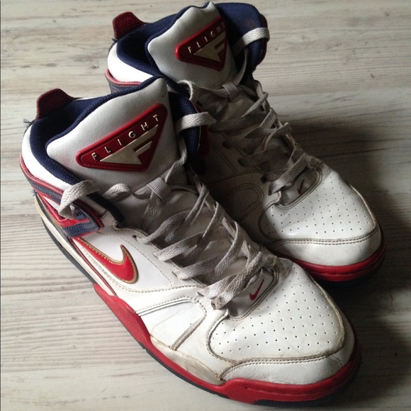 *RARE* Retro Nike Air Flight Falcon Olympic-Themed - Picture 1 of 3